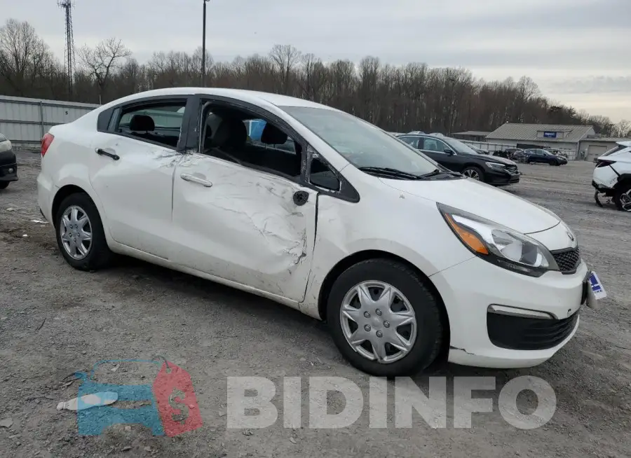 KNADM4A32H6012694 Photo# 4