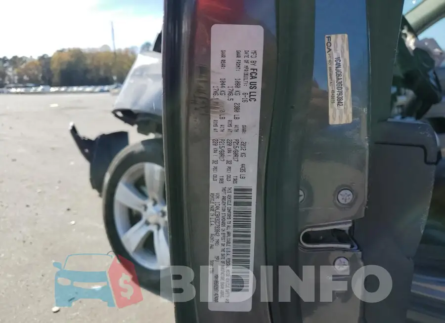 1C4NJCBA3GD793842 Photo# 14