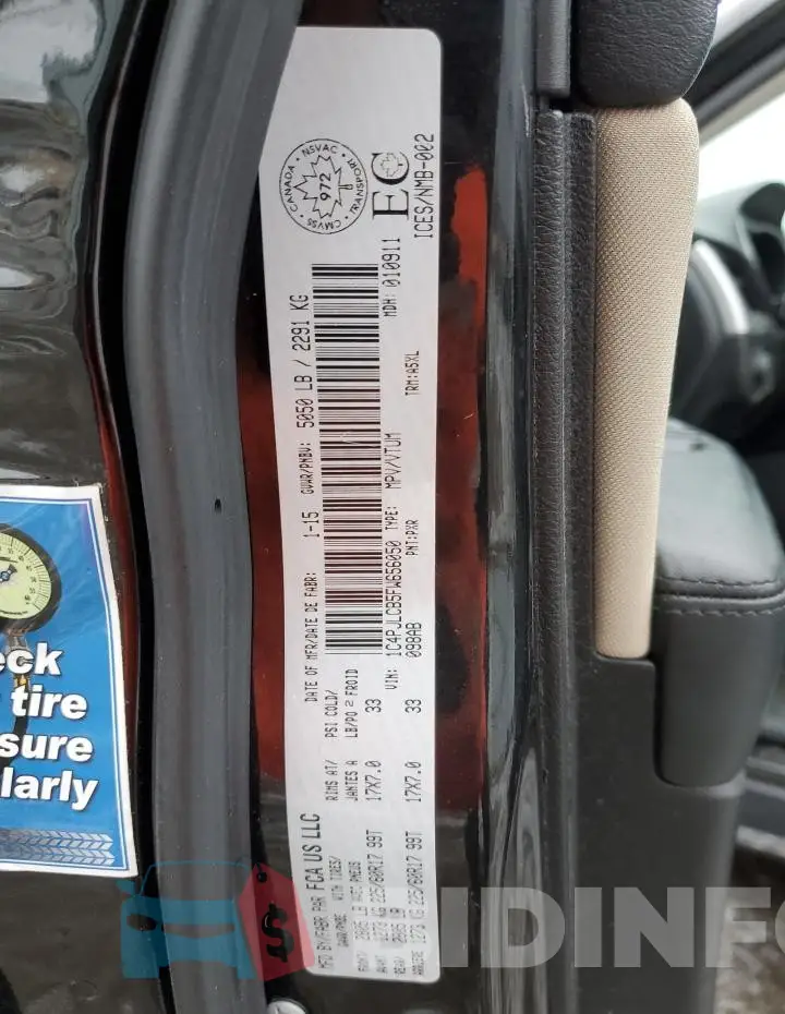1C4PJLCB5FW656050 Photo# 13