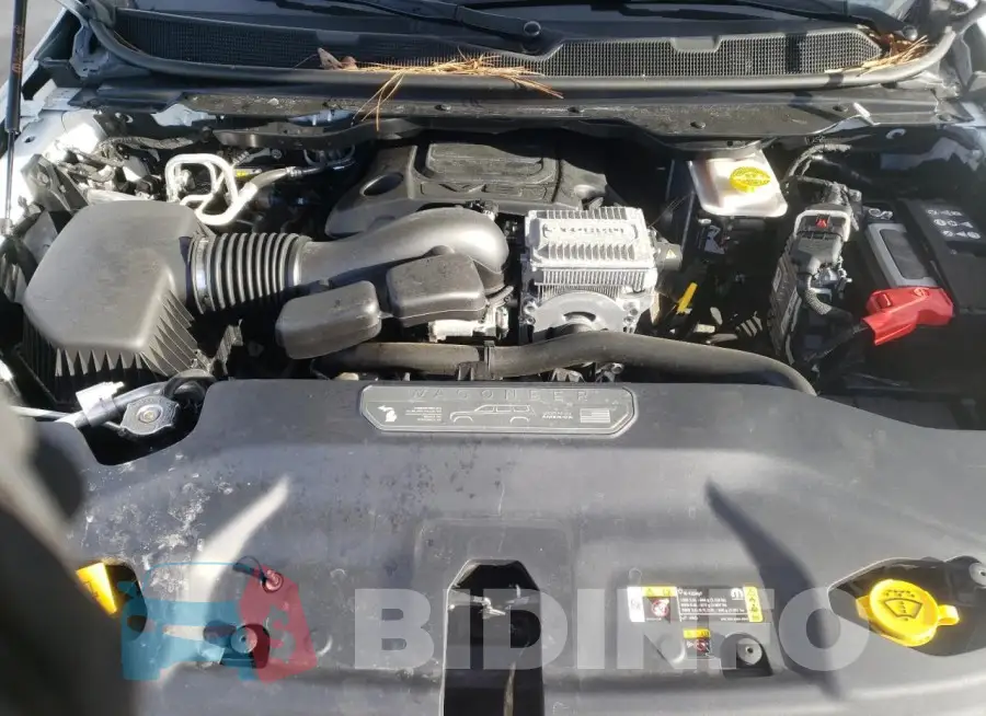 1C4SJVBT6NS201374 Photo# 12