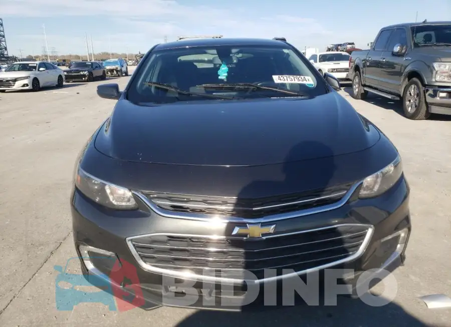 1G1ZD5ST4JF172877 Photo# 5