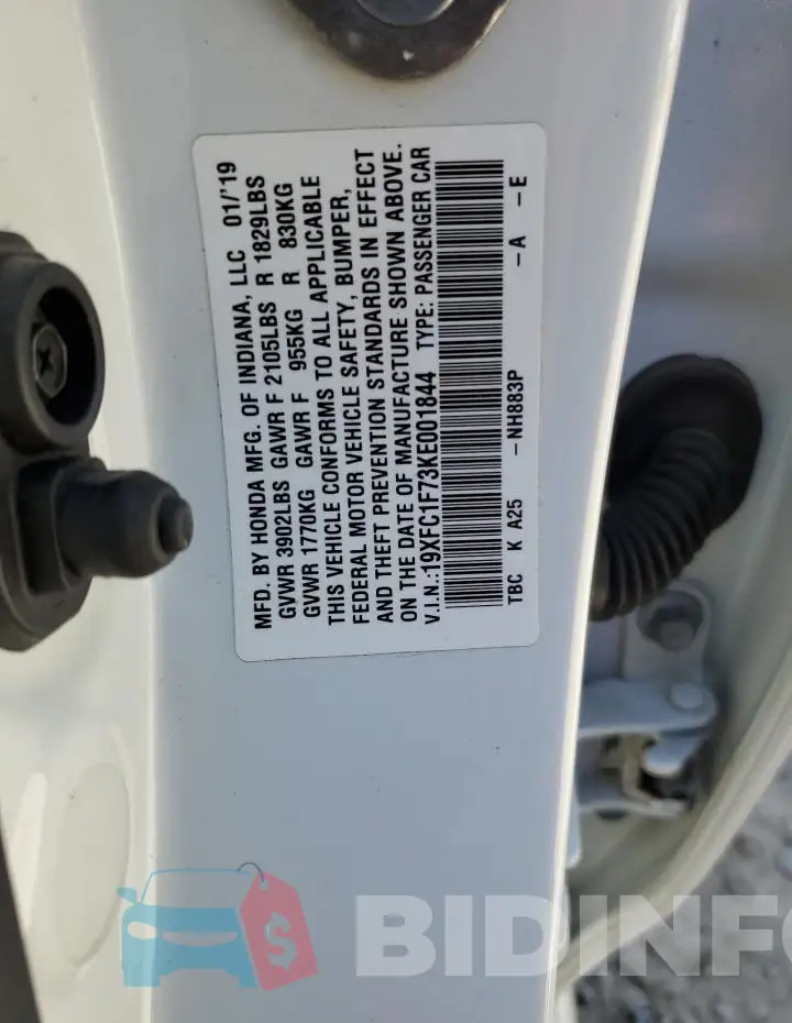 19XFC1F73KE001844 Photo# 12