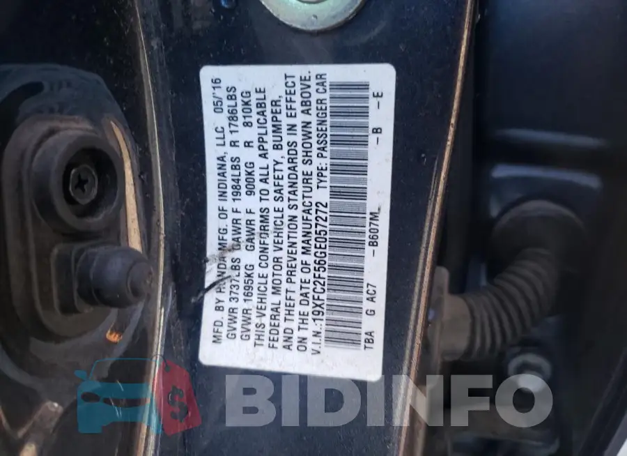 19XFC2F56GE057272 Photo# 12