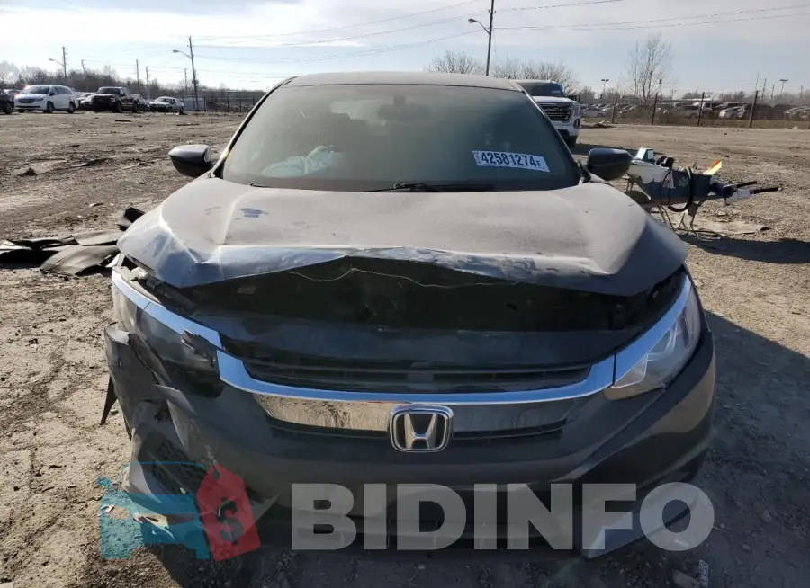 19XFC2F58GE082822 Photo# 5