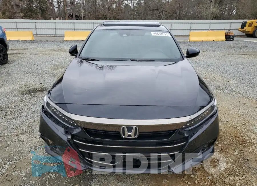 1HGCV2F31NA017789 Photo# 5