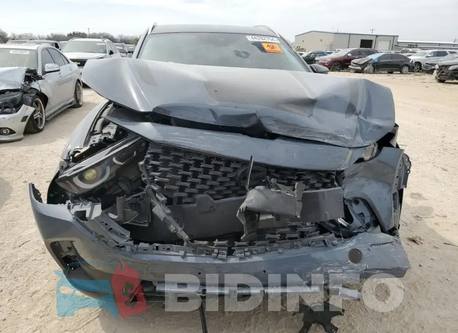 7MMVABXY3PN138915 Photo# 5