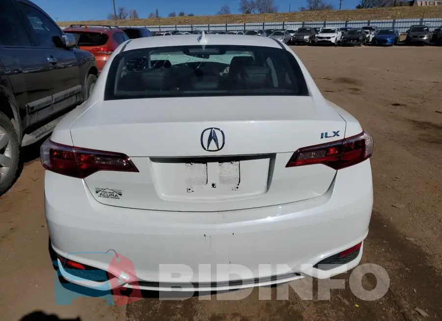 19UDE2F36HA005257 Photo# 6