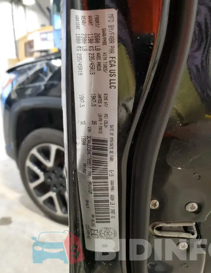 3C4NJDCBXKT789917 Photo# 13