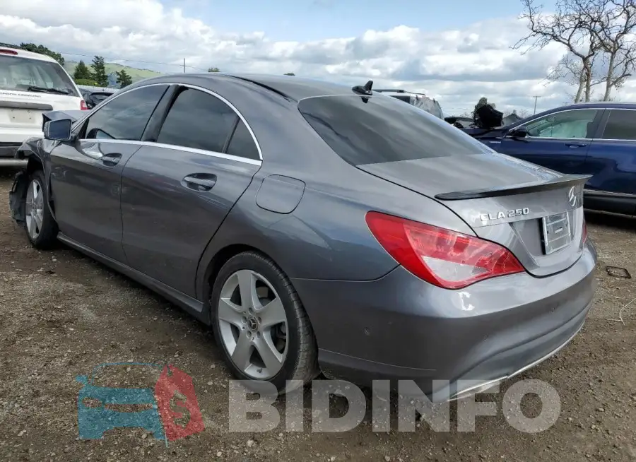 WDDSJ4EB9JN575828 Photo# 2