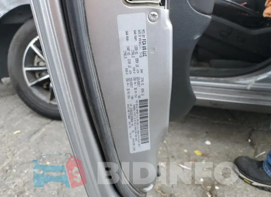2C4RDGEG5JR359846 Photo# 12
