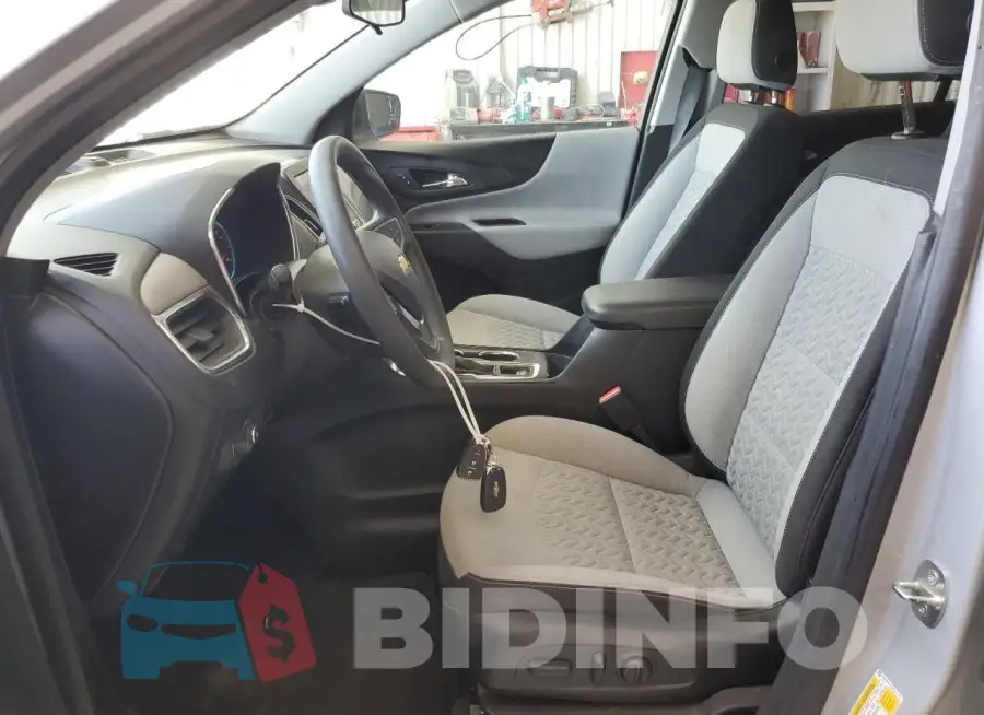 2GNAX5EV2N6117778 Photo# 7