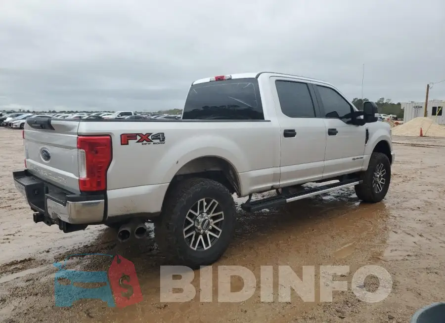 1FT7W2BT7KED82372 Photo# 3