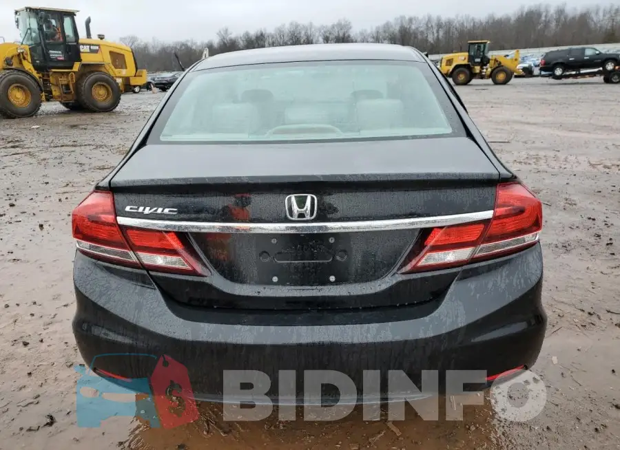 19XFB2F83FE012446 Photo# 6