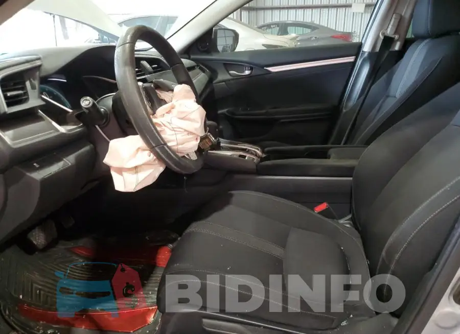 19XFC2F70GE081164 Photo# 7
