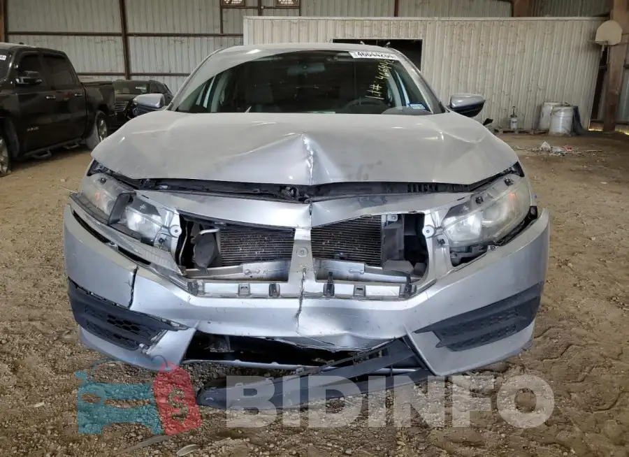 19XFC2F70GE081164 Photo# 5