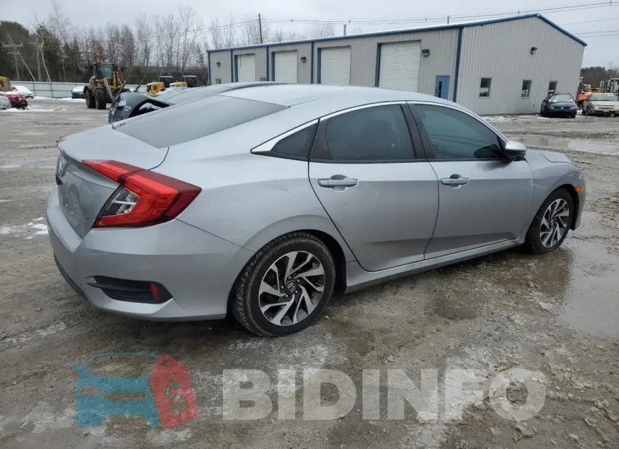 19XFC2F73GE216430 Photo# 3