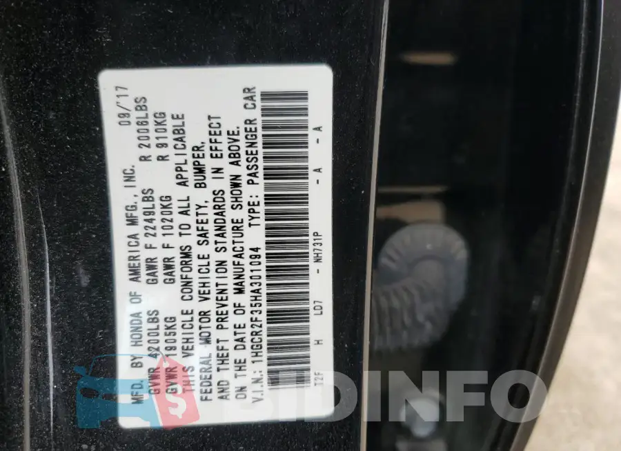 1HGCR2F35HA301094 Photo# 13