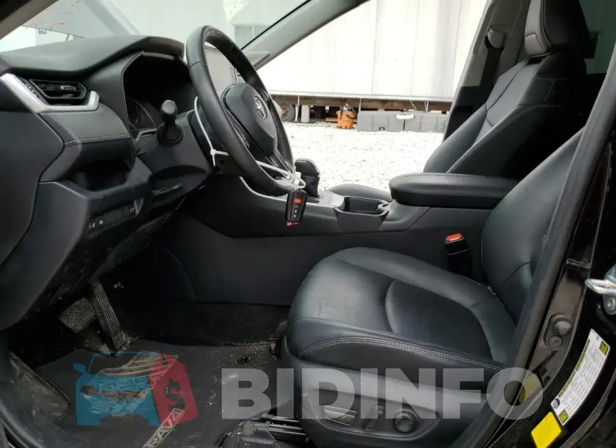 2T3C1RFV8LC040152 Photo# 7