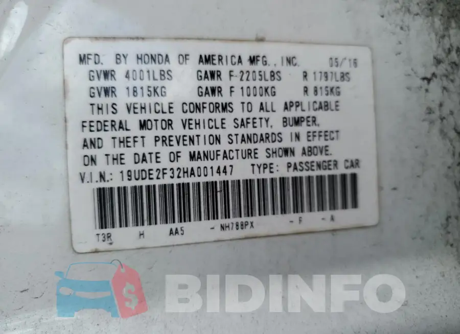 19UDE2F32HA001447 Photo# 12