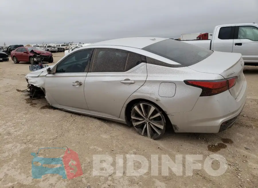 1N4BL4CV3KC126164 Photo# 2