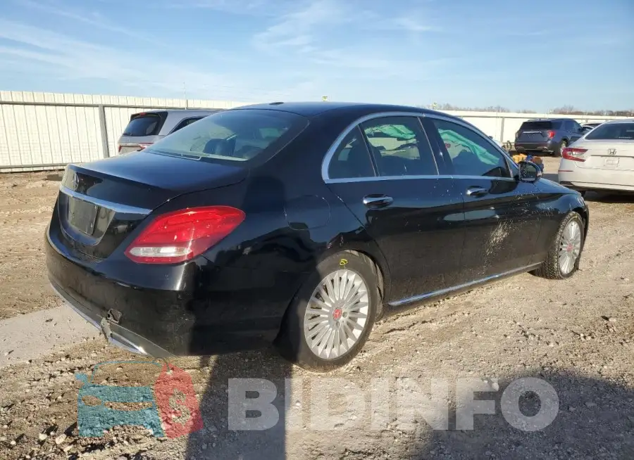 55SWF4JB4GU169982 Photo# 3
