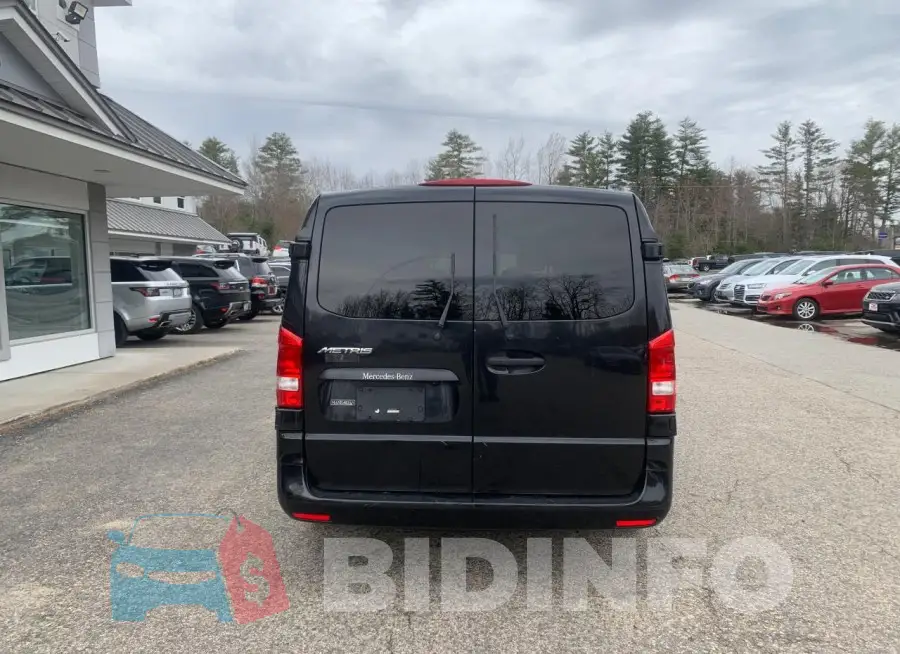 WD4PG2EE5J3371011 Photo# 5