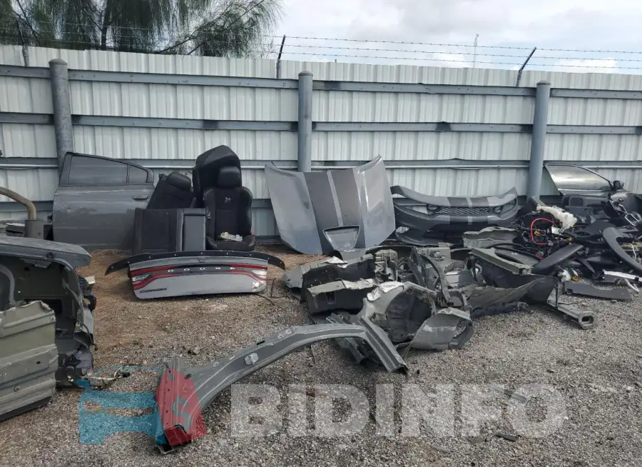 2C3CDXGJ9KH681514 Photo# 6