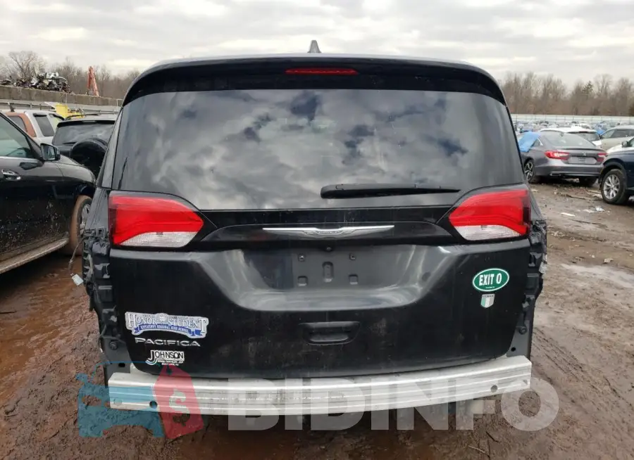 2C4RC1CG2HR501552 Photo# 6