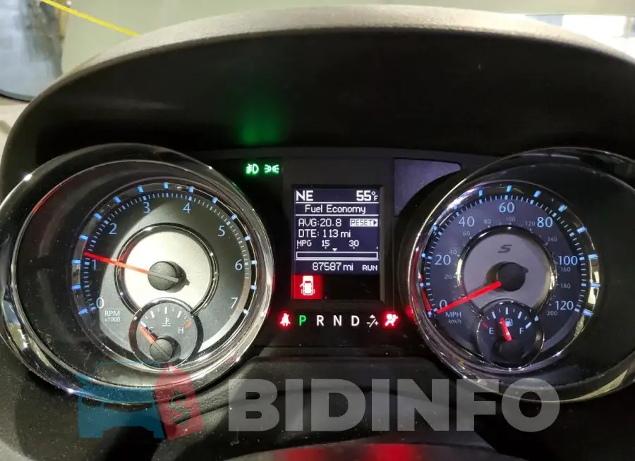 2C4RC1HGXFR755161 Photo# 9