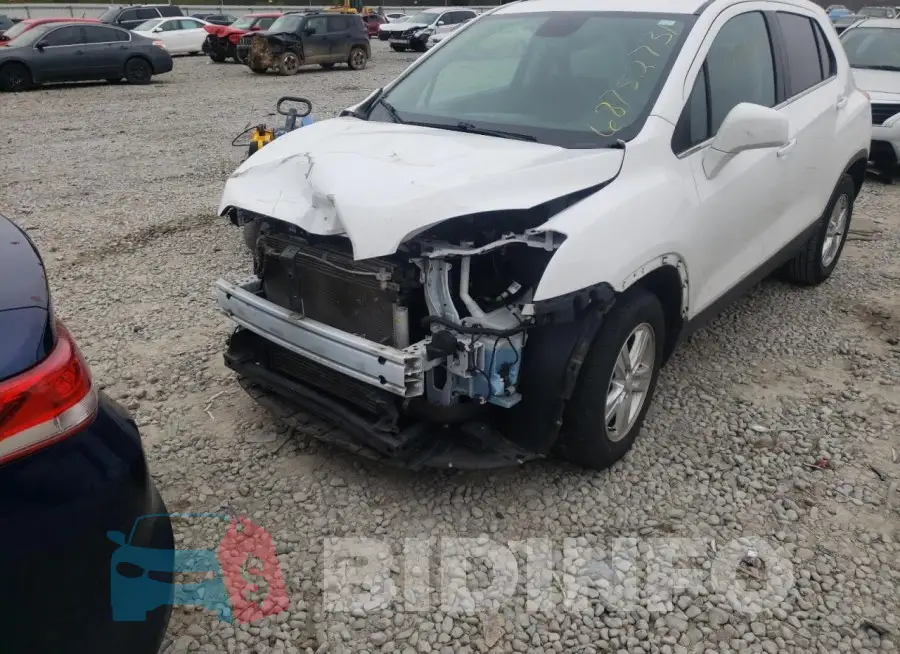 3GNCJLSB3GL167192 Photo# 2