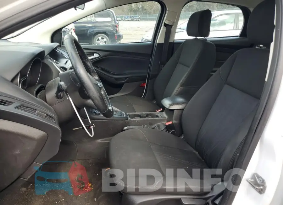 1FADP3F27GL247473 Photo# 7