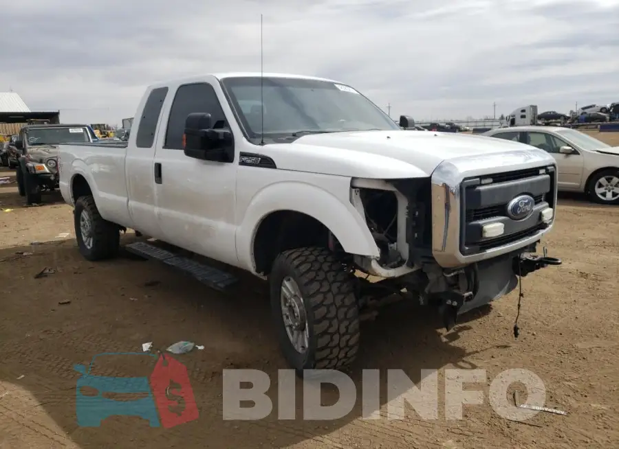 1FT7X2B63GEB77047 Photo# 4