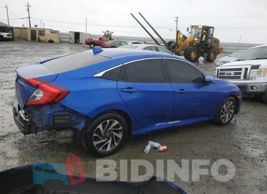 19XFC2F71HE220137 Photo# 3