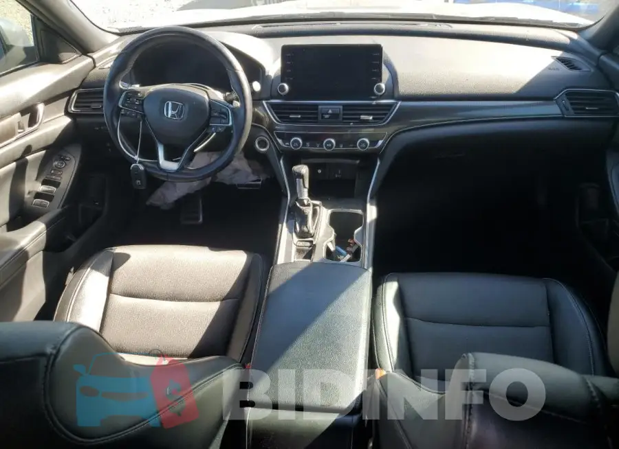 1HGCV1F33JA135203 Photo# 8