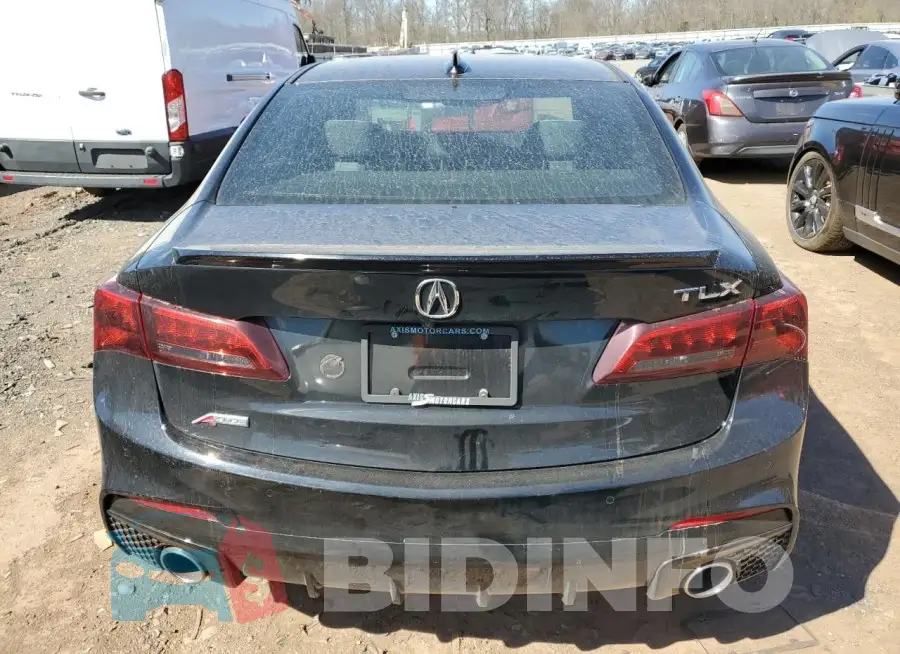 19UUB1F60KA001418 Photo# 6