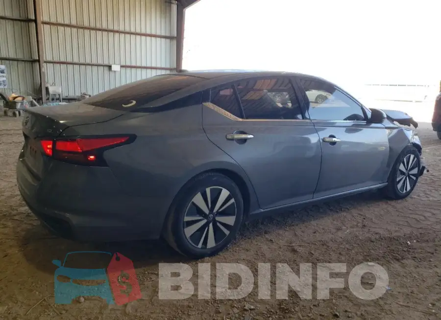 1N4BL4EV0KC174766 Photo# 3