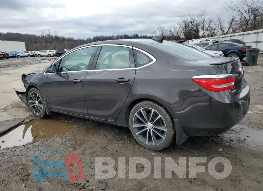 1G4PW5SK7G4172467 Photo# 2