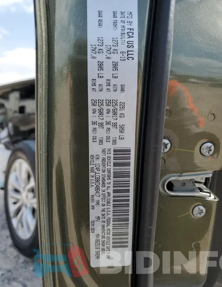 1C4PJLCB8KD486417 Photo# 13