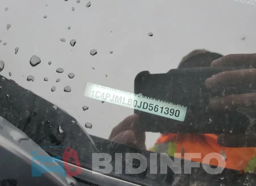 1C4PJMLB0JD561390 Photo# 12