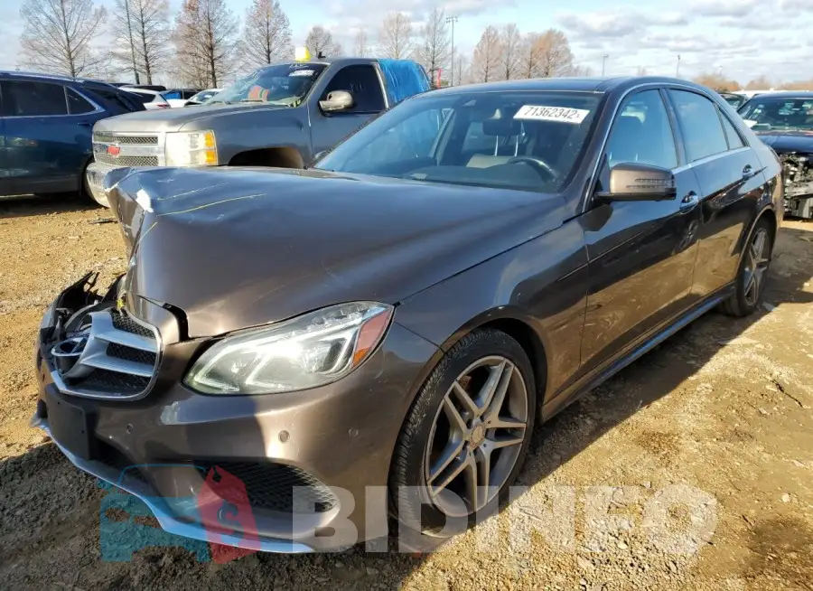 WDDHF6HB8FB164156 Photo# 1