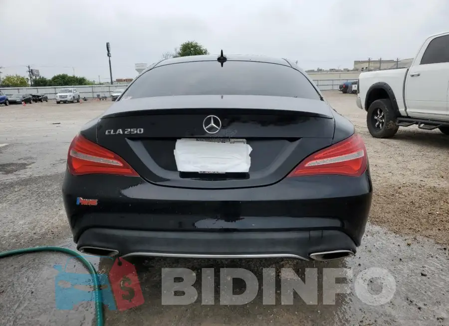 WDDSJ4EB8JN638692 Photo# 6