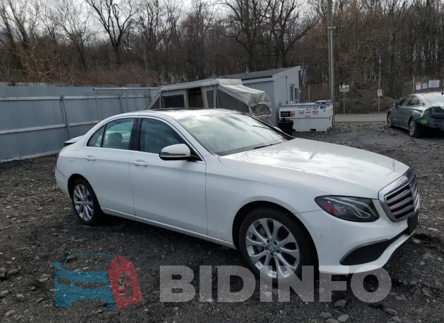 WDDZF4KB6HA145941 Photo# 4