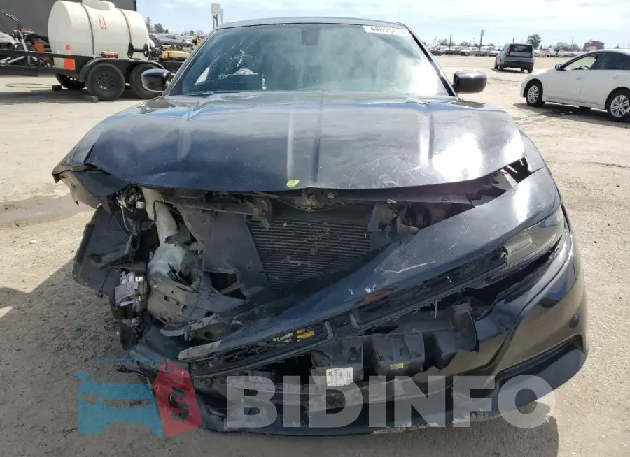 2C3CDXHG1JH134240 Photo# 5