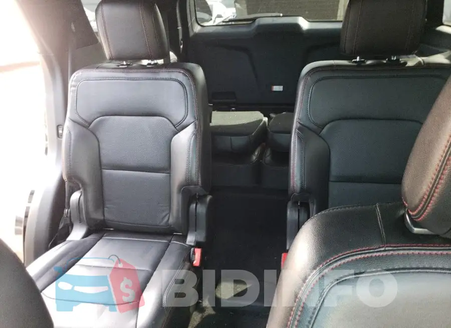 1FM5K8GT7JGC20996 Photo# 10