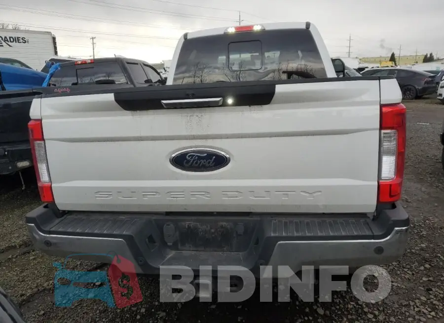 1FT8W3BT4JEB82915 Photo# 6
