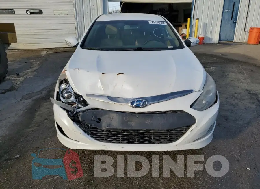 KMHEC4A42FA125084 Photo# 5