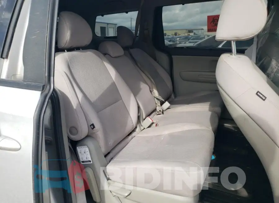 KNDMB5C12G6095231 Photo# 11