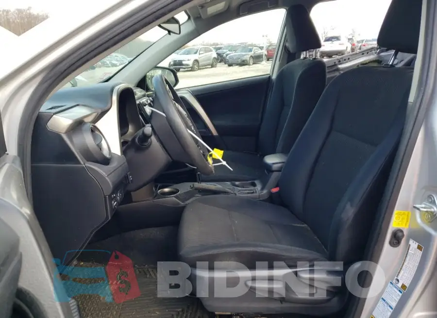 JTMBFREV2FD137782 Photo# 7