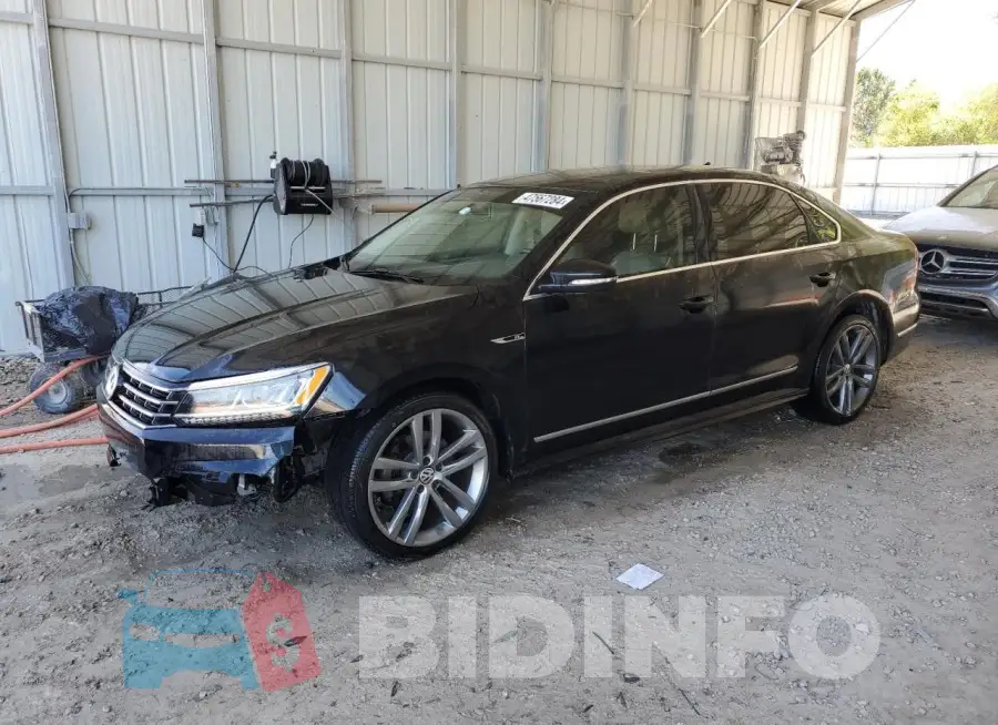 1VWDT7A32HC061299 Photo# 1