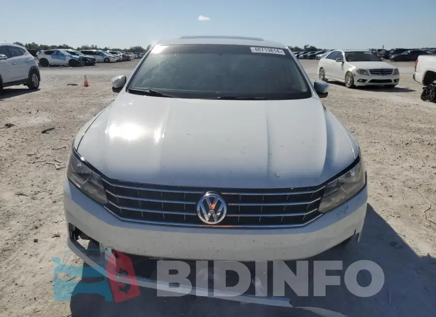 1VWLA7A35KC002546 Photo# 5